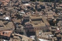 Centro storico di Viterbo, un patrimonio immobiliare da troppo tempo lasciato al degrado